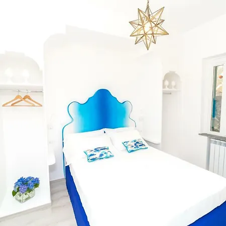 Eden House * Позітано